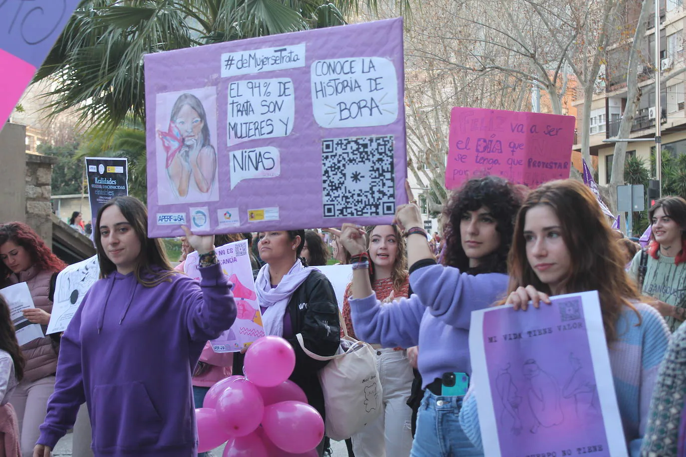 Las Mejores Imágenes De La Marcha Feminista Del 8 M En Jaén Ideal 5484